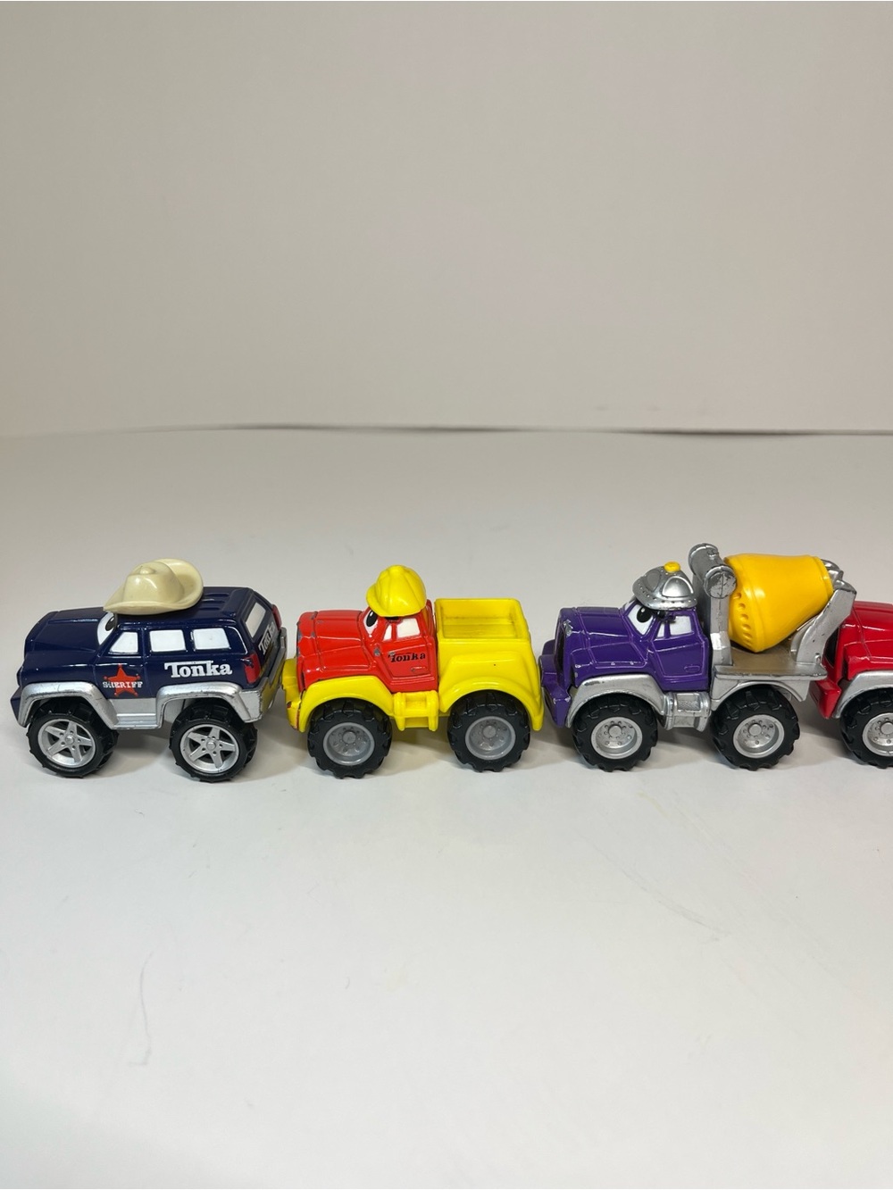 Vintage 2000 / 2001 Tonka Maisto Lot Lil Chuck & Friends Trucks Cowboy Cement - Picture 8 of 16